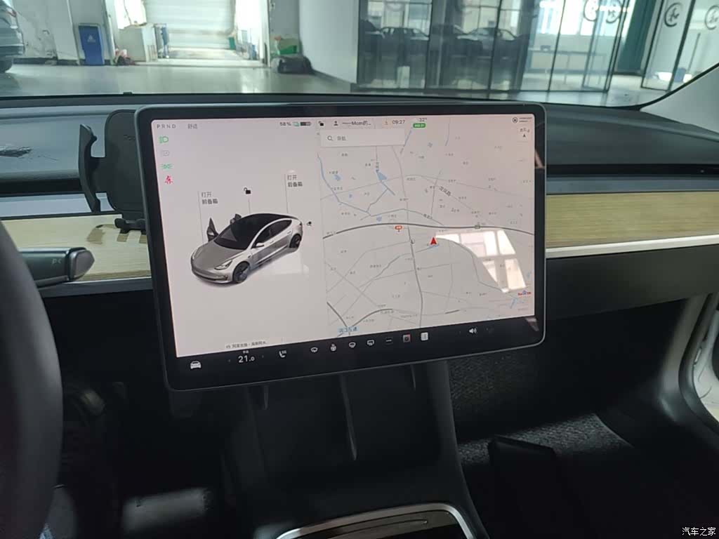 Tesla Model 3, 2021 13