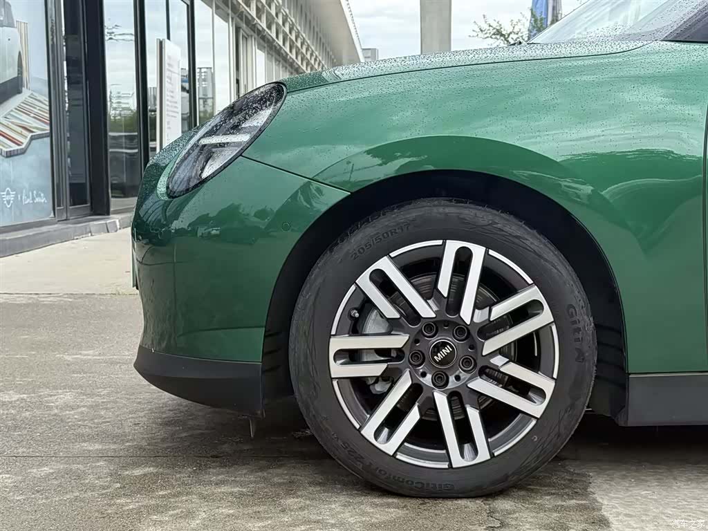 Mini Cooper, 2025 6