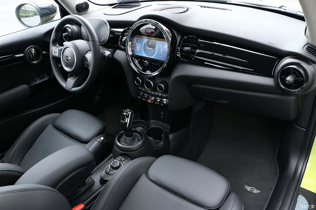 Mini Cooper, 2023 24
