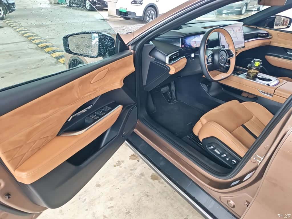 Mazda EZ-6, 2024 16