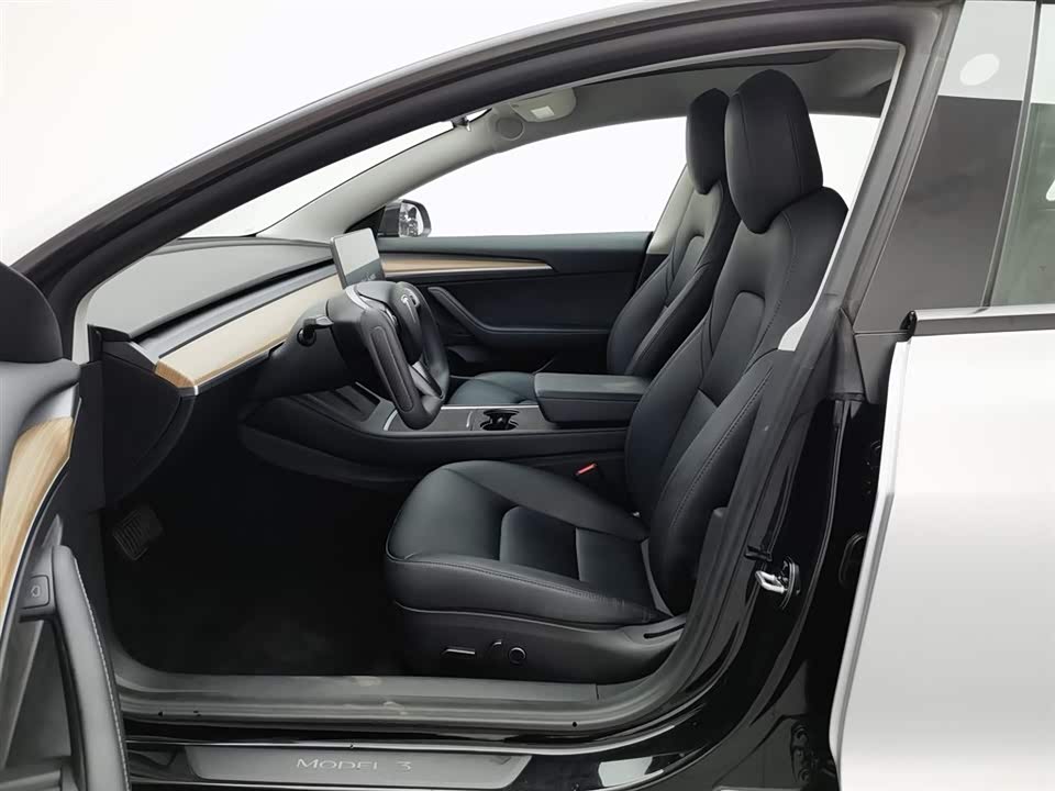 Tesla Model 3 Tesla Model 3