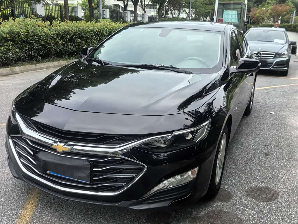Chevrolet Malibu XL