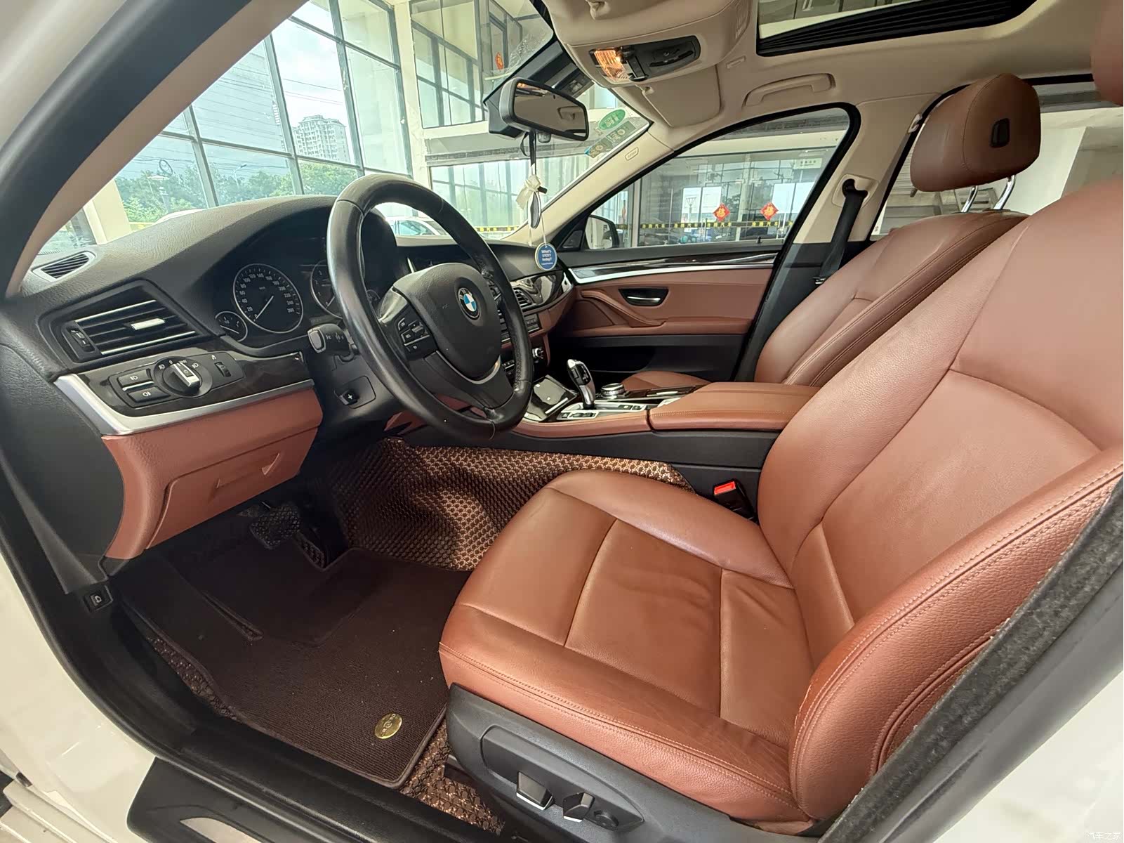 BMW 5 Series, 2016 10