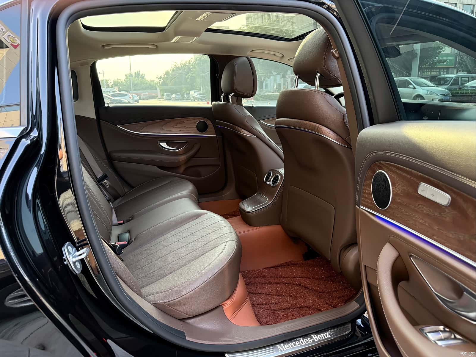 Mercedes-Benz E-Class, 2023 24