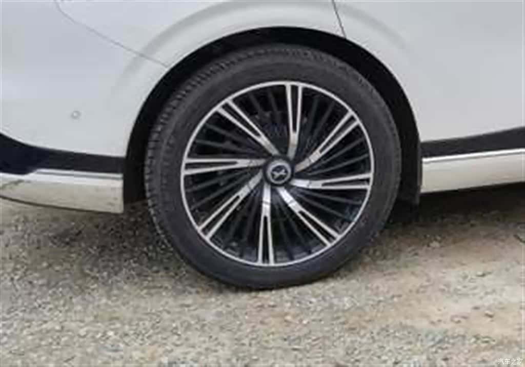 Xpeng G9, 2024 10