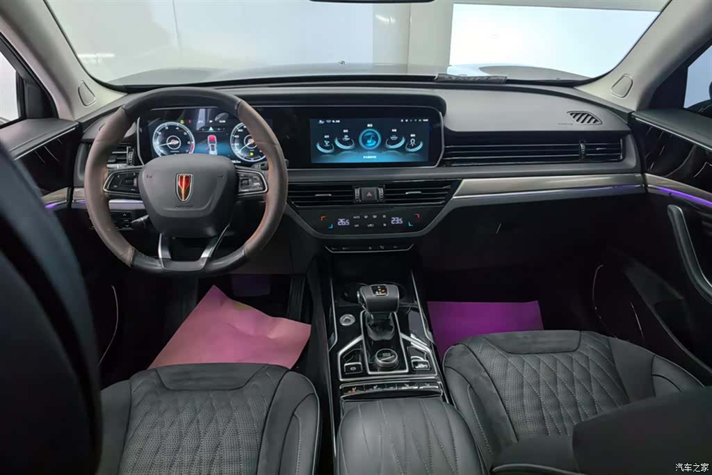 Hongqi HS5, 2022 12