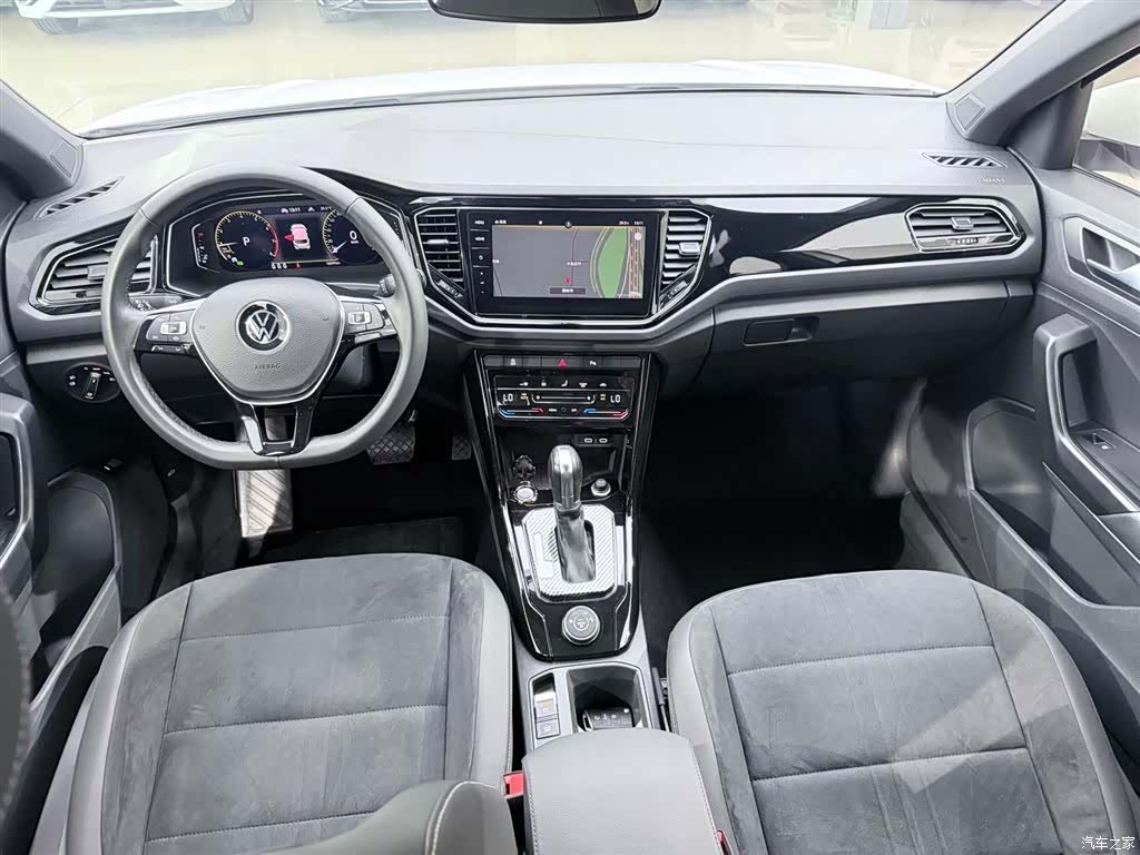 Volkswagen T-ROC, 2021 10