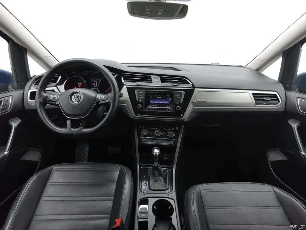 Volkswagen L, 2016 все фото