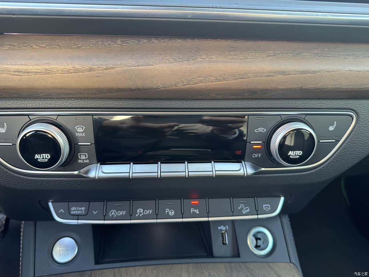 Audi Q5L, 2022 15