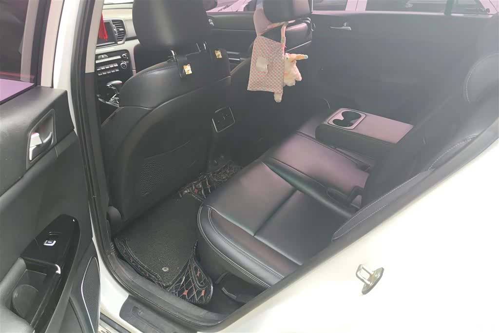 Kia KX5, 2017 11