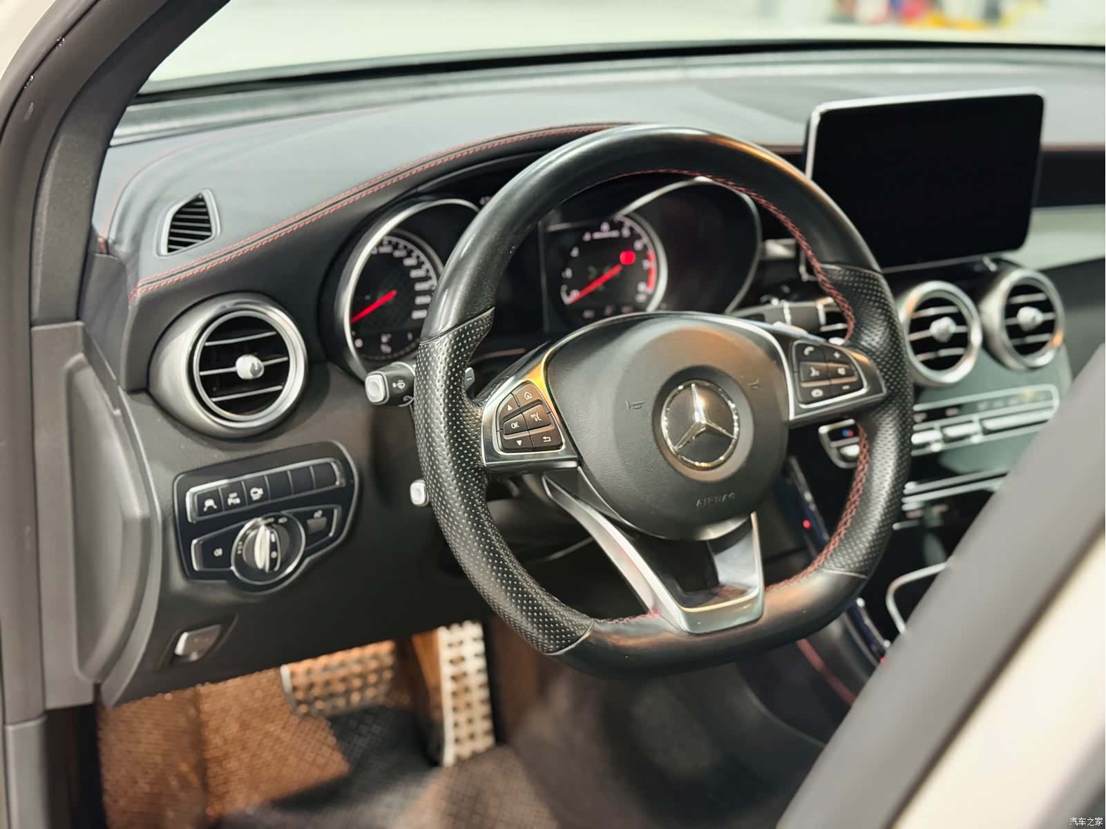 Mercedes-Benz GLC, 2017 6