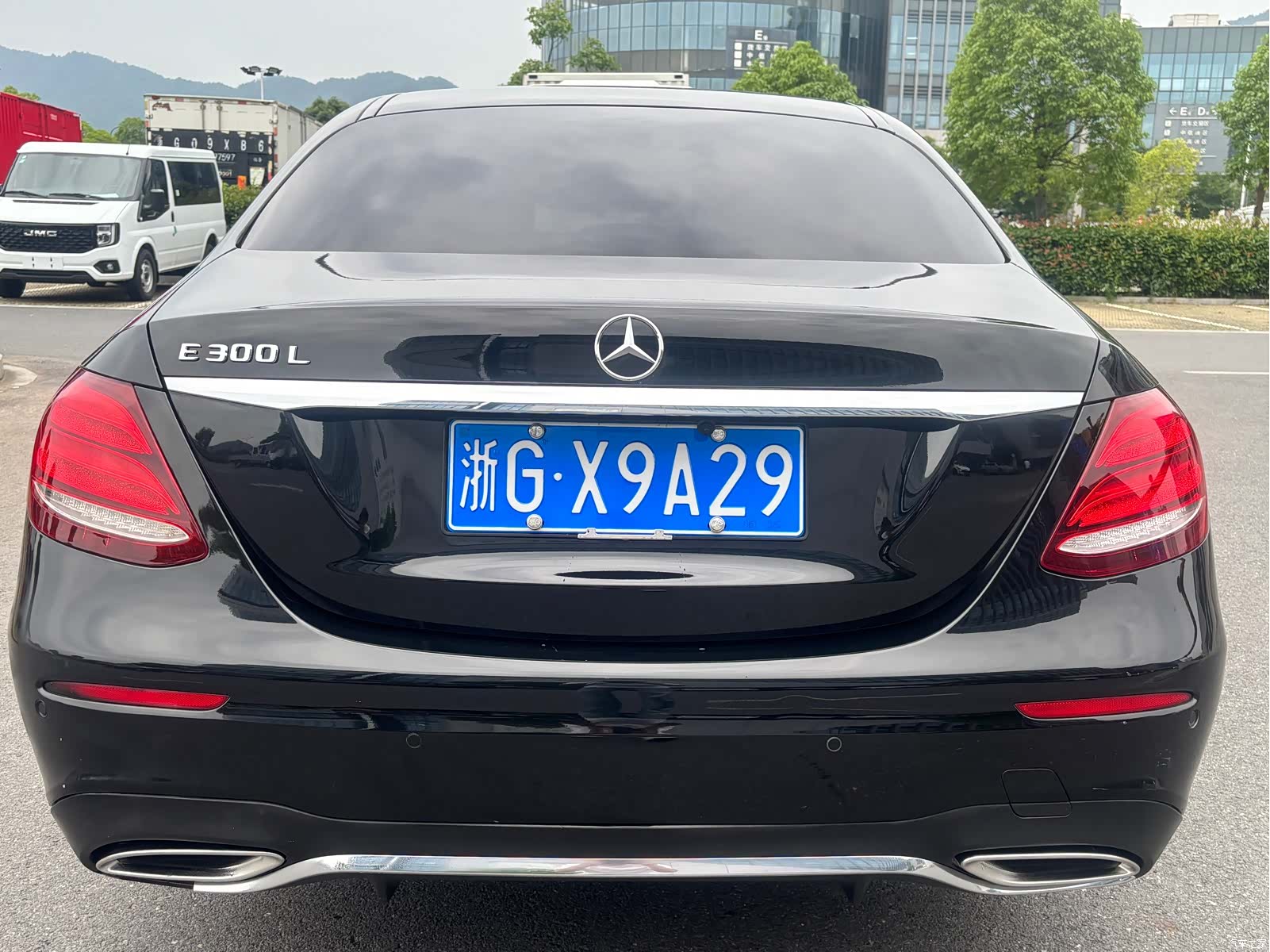 Mercedes-Benz E-Class, 2019 15