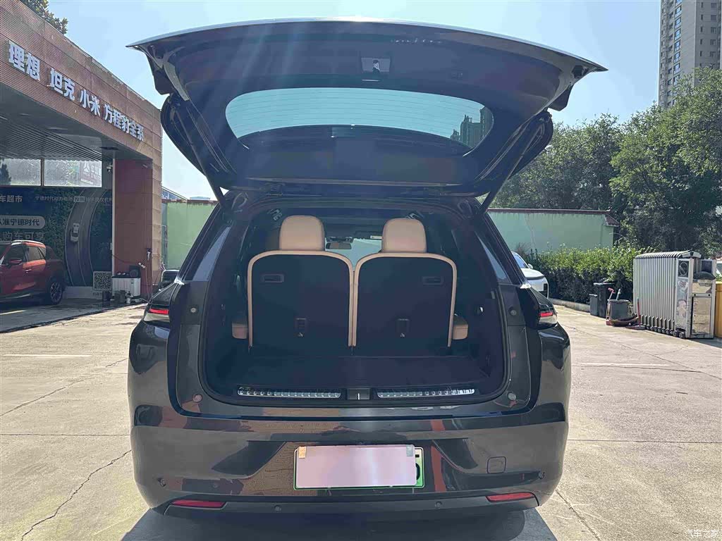 Li Auto L8, 2023 16
