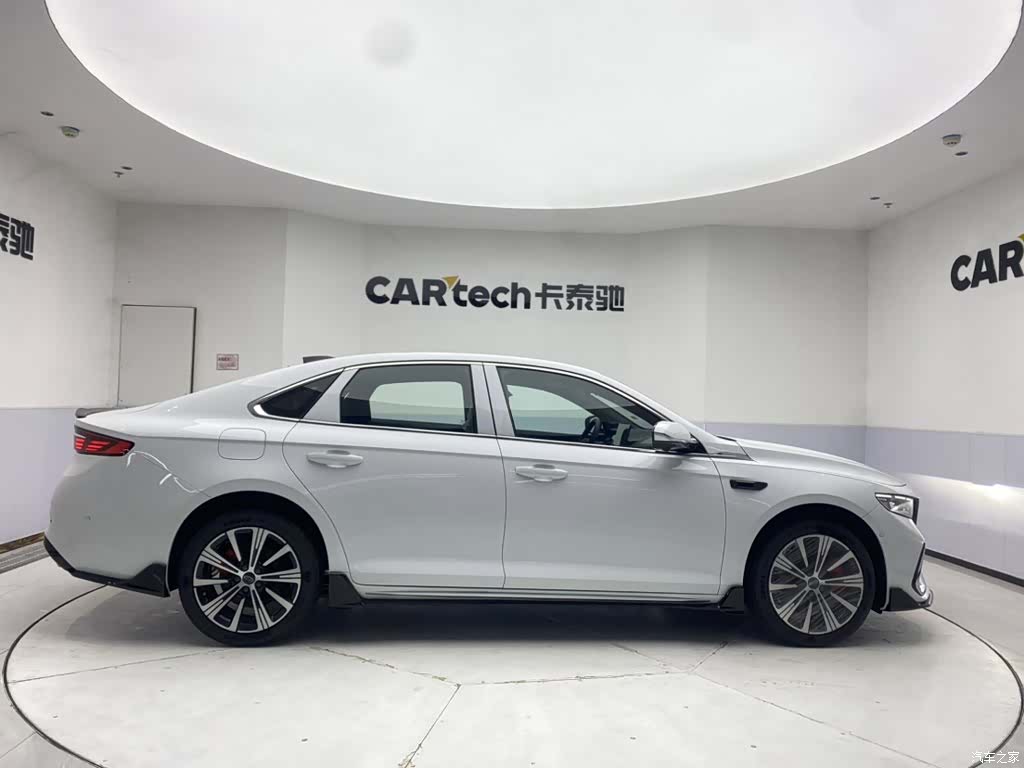 Geely Preface, 2026 4