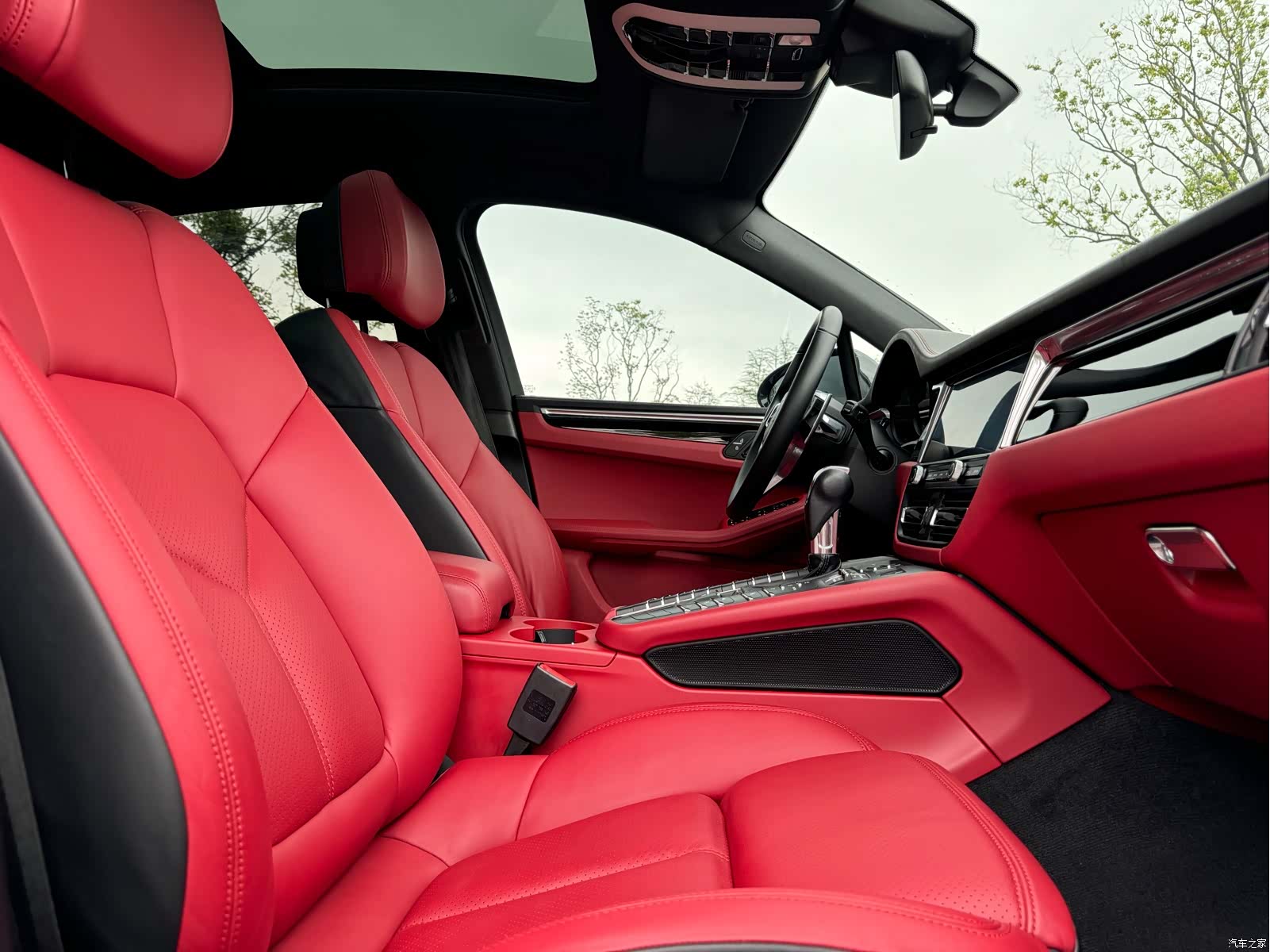 Porsche Macan, 2020 11