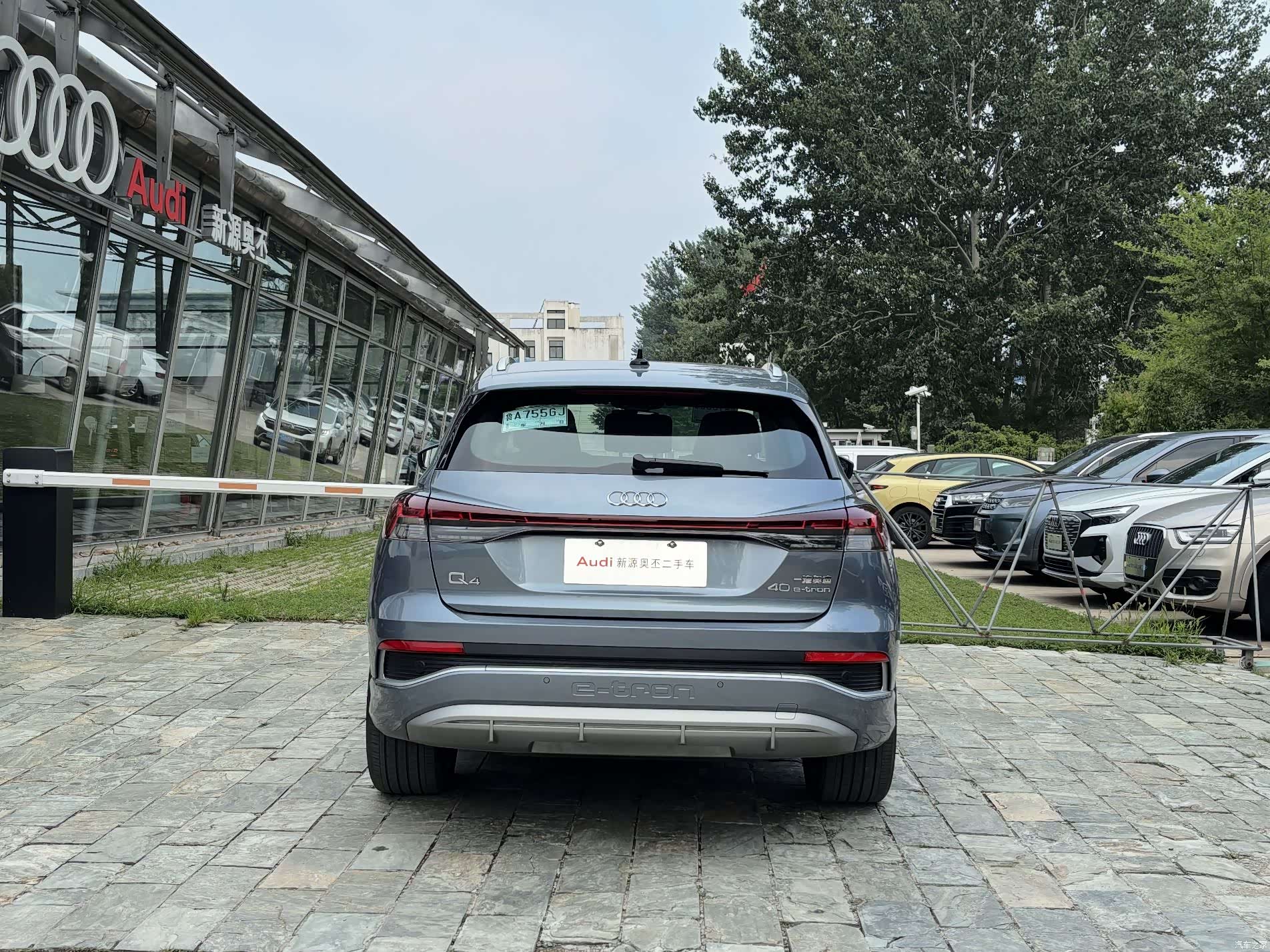 Audi Q4 e-tron, 2025 4