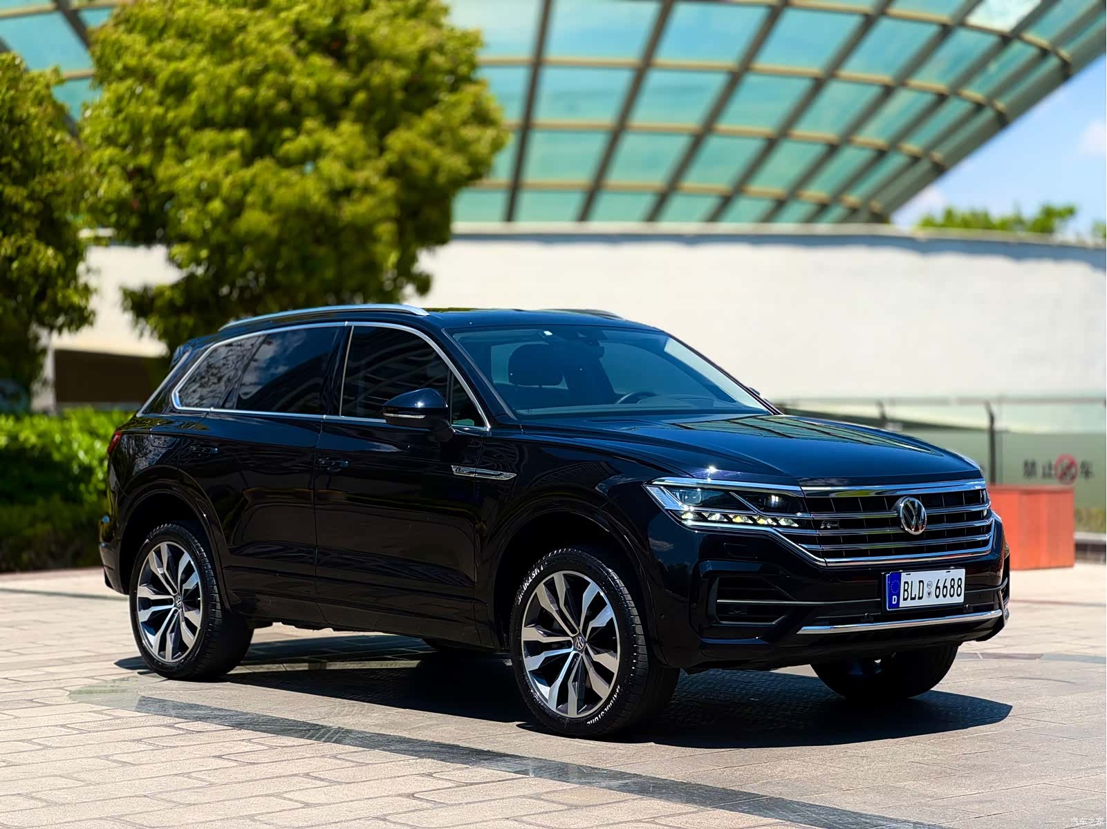 Volkswagen Touareg, 2021 3
