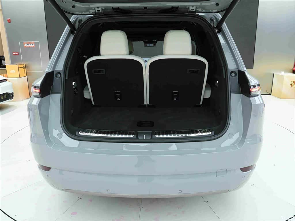 Li Auto L9, 2025 23