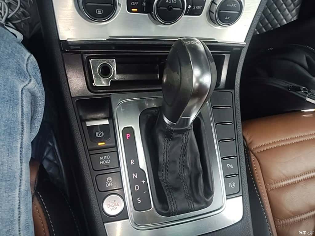 Volkswagen CC, 2017 14