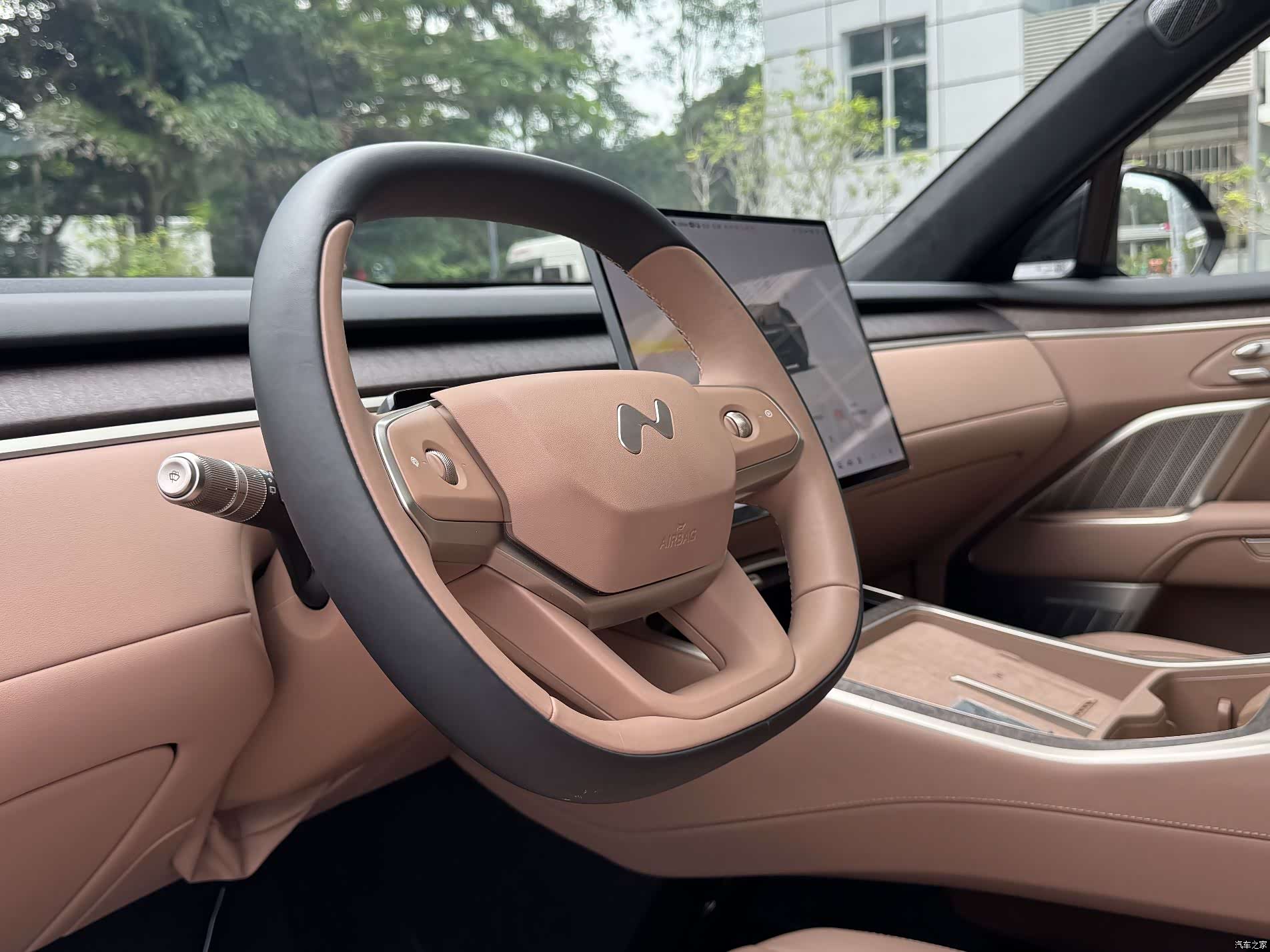 NIO L90, 2025 6