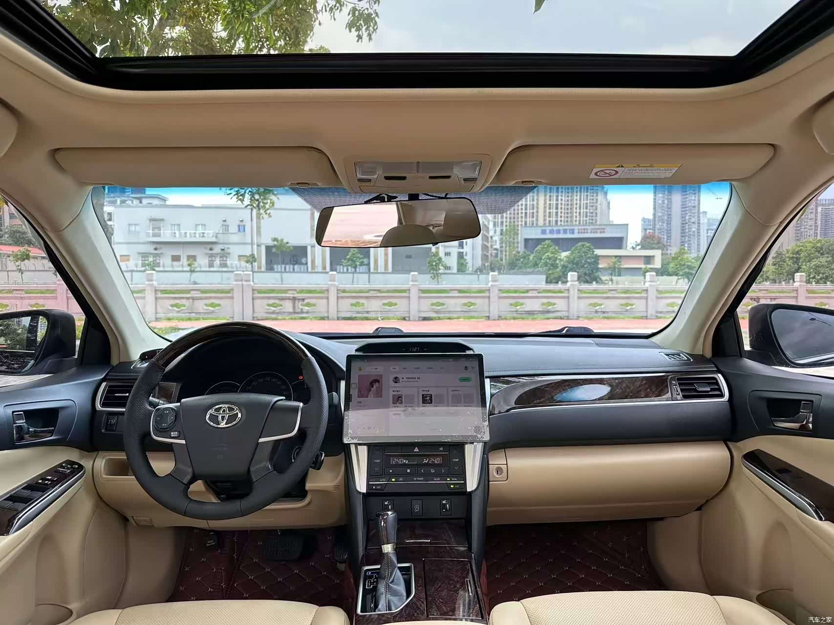 Toyota Camry, 2017 все фото