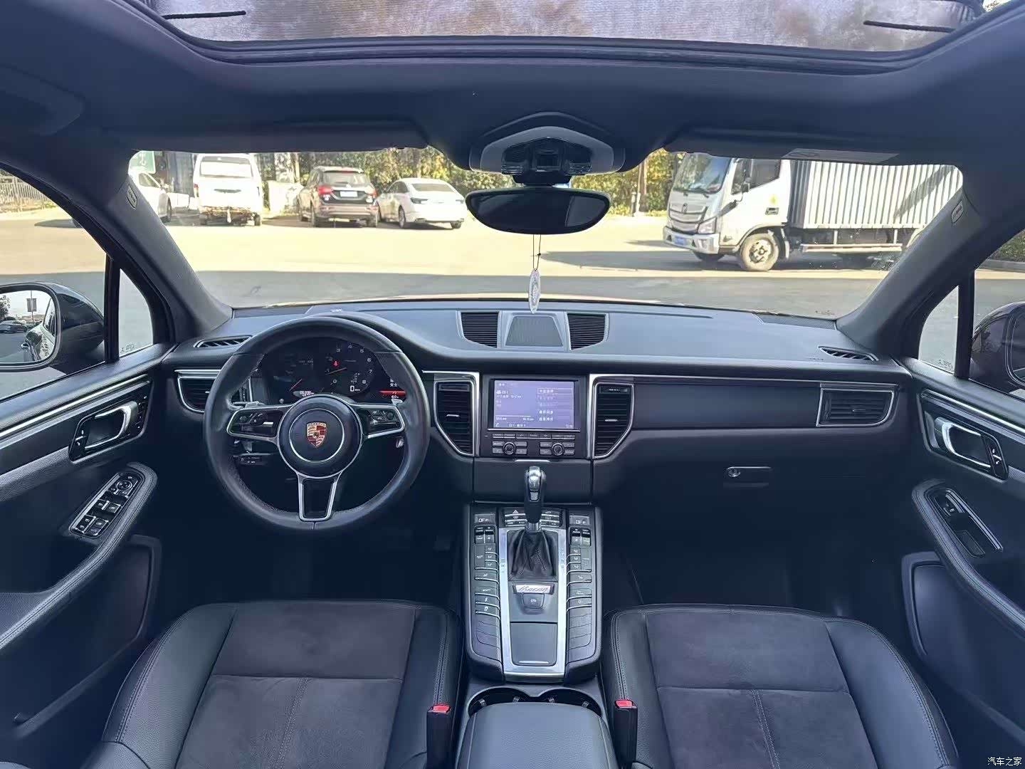 Porsche Macan, 2015 8