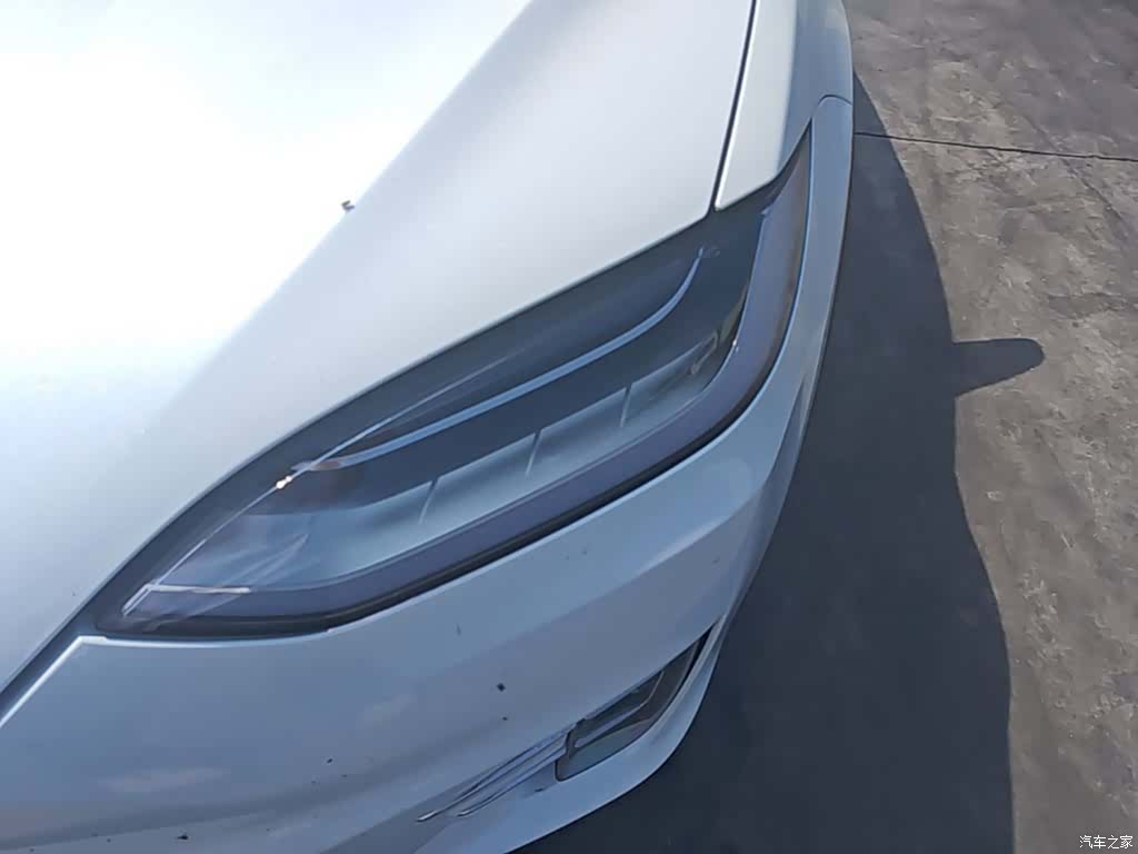 Tesla Model X, 2020 24