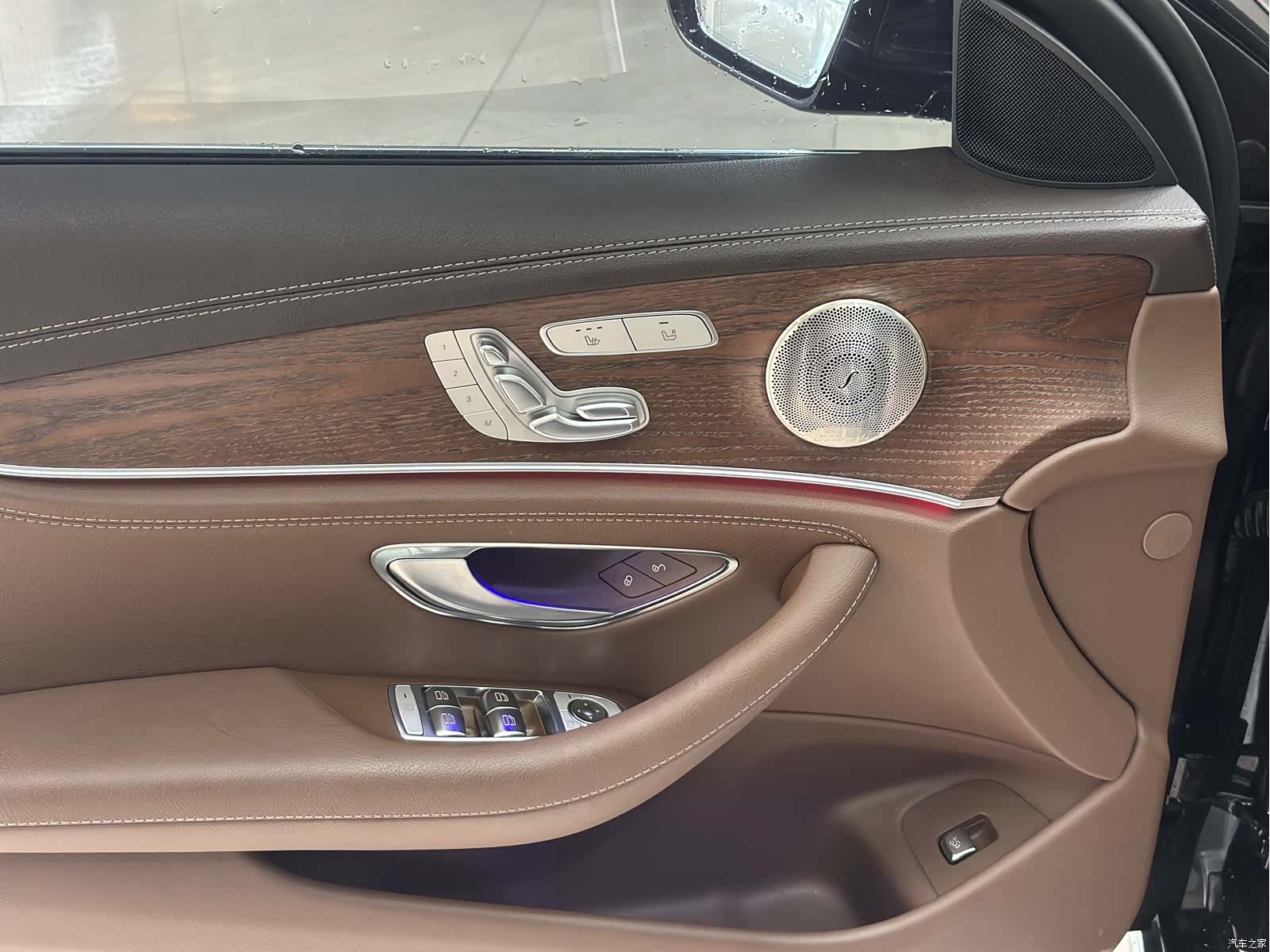 Mercedes-Benz E-Class, 2022 6