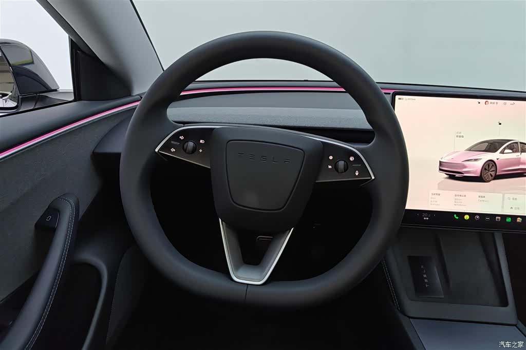 Tesla Model 3, 2024 15