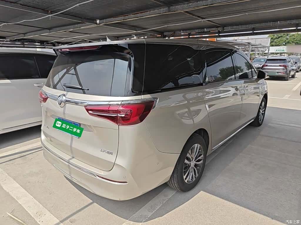 Buick GL8, 2023 7