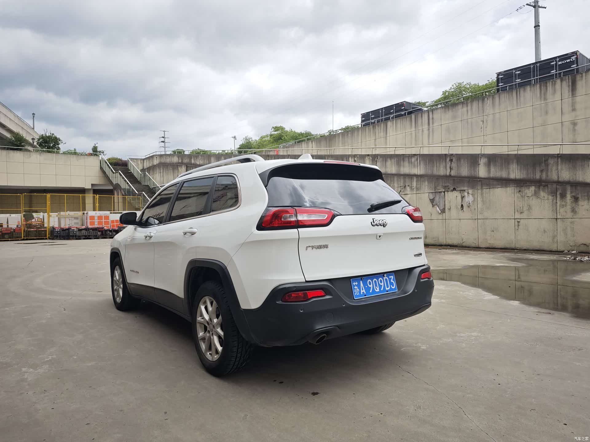 Jeep Cherokee, 2016 17