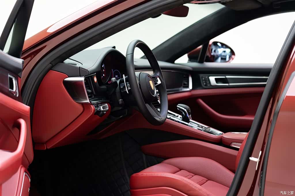 Porsche Panamera, 2022 11