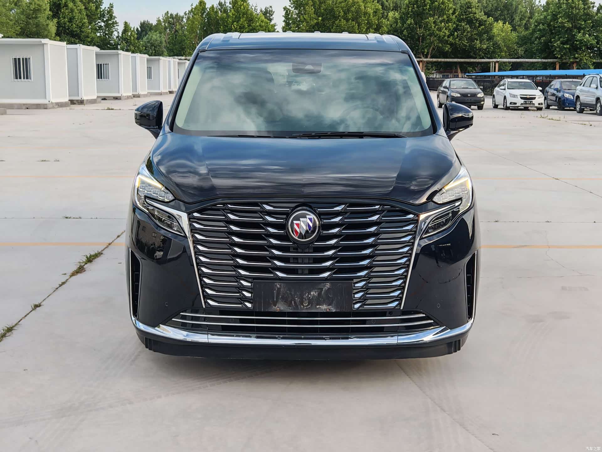 Buick GL8, 2023 2