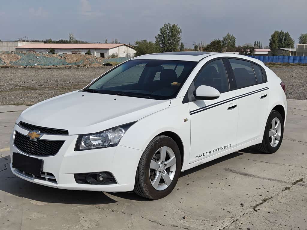 Chevrolet Cruze 2013 1.6L MT Luxury