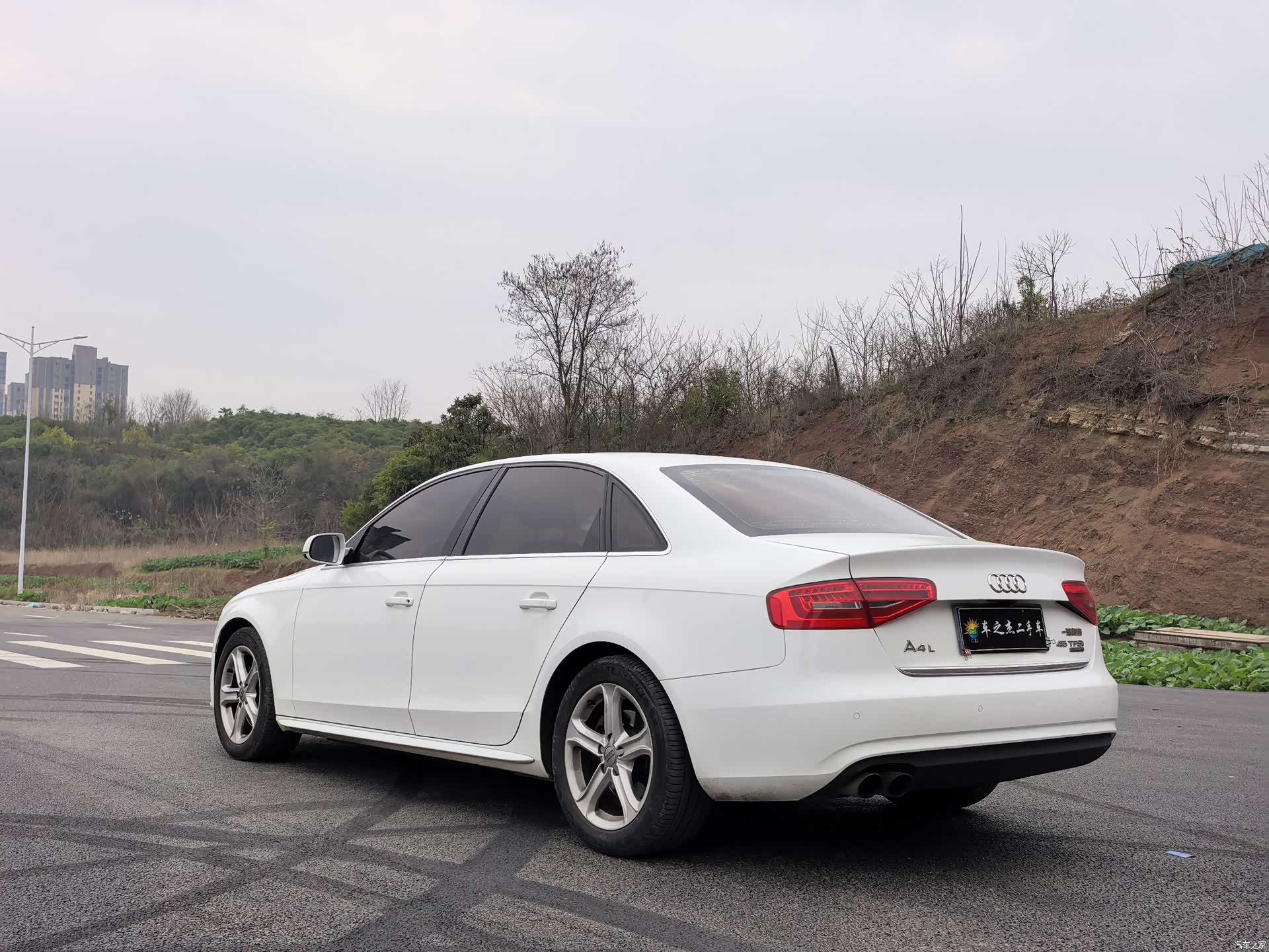 Audi A4L, 2015 все фото