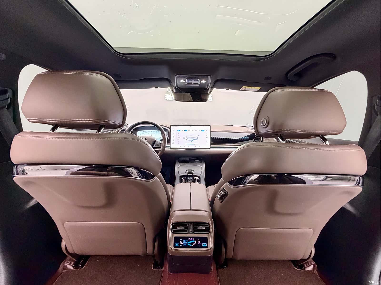 BYD Han, 2022 15