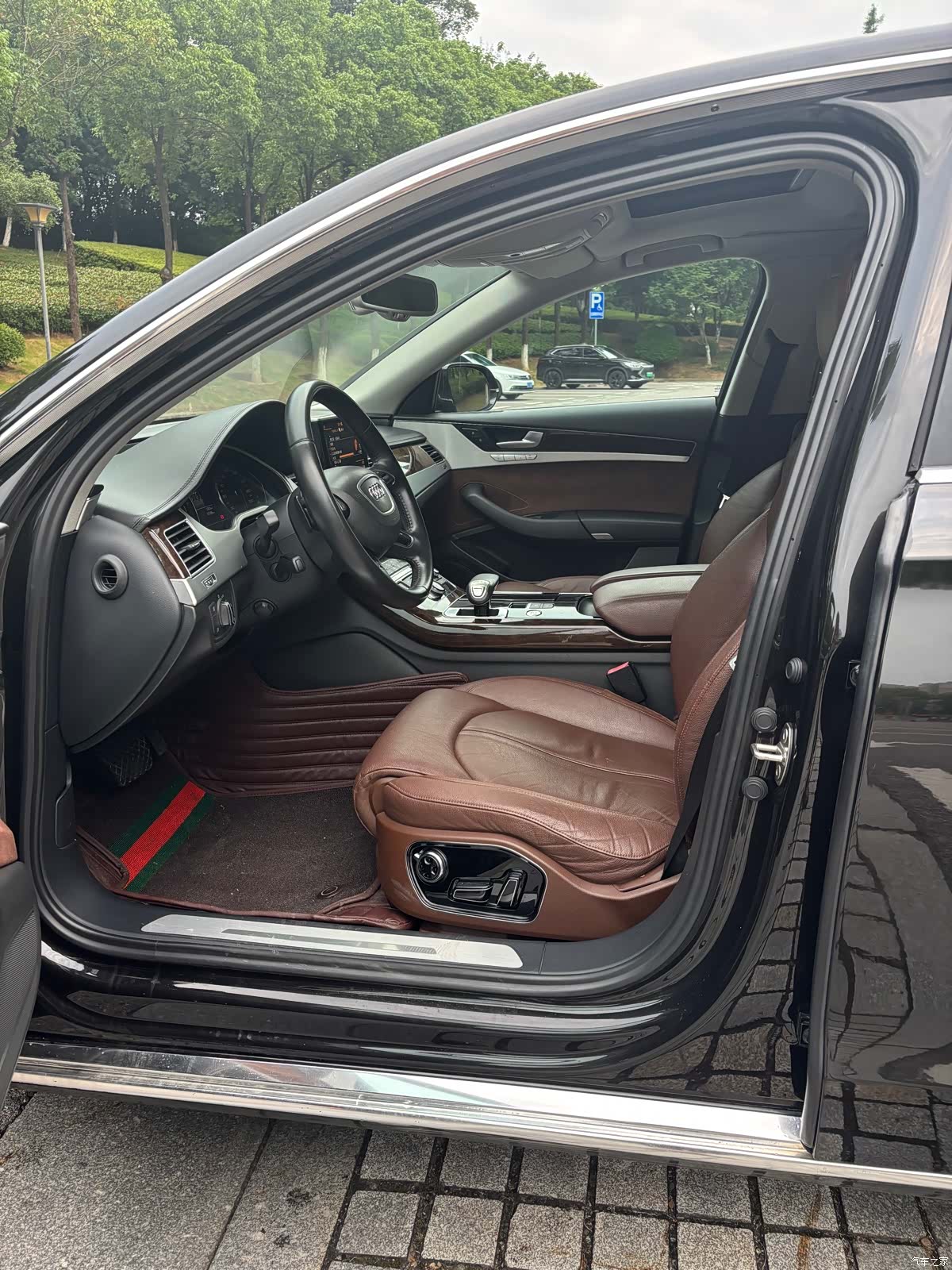 Audi A8L, 2014 4