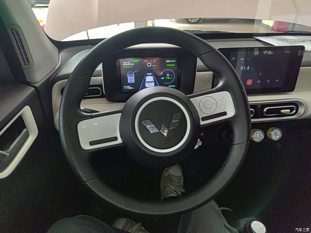 Wuling MINIEV, 2024 11