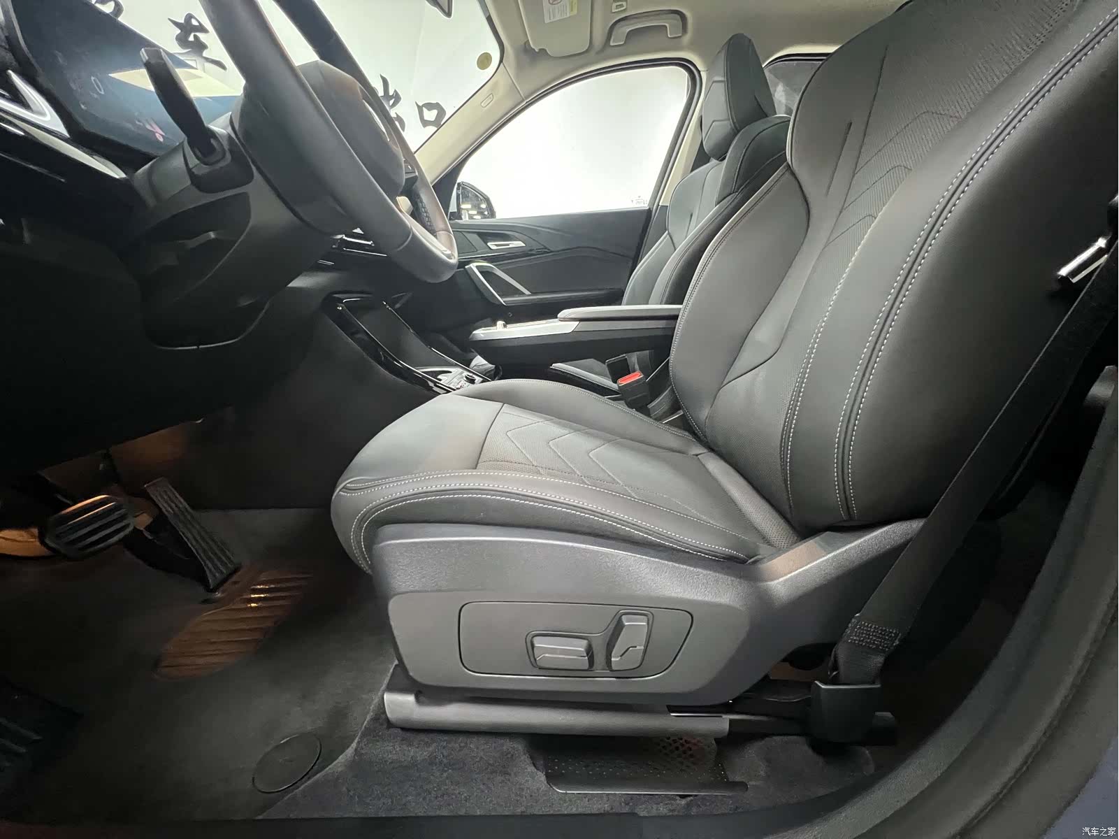 BMW X1, 2024 9