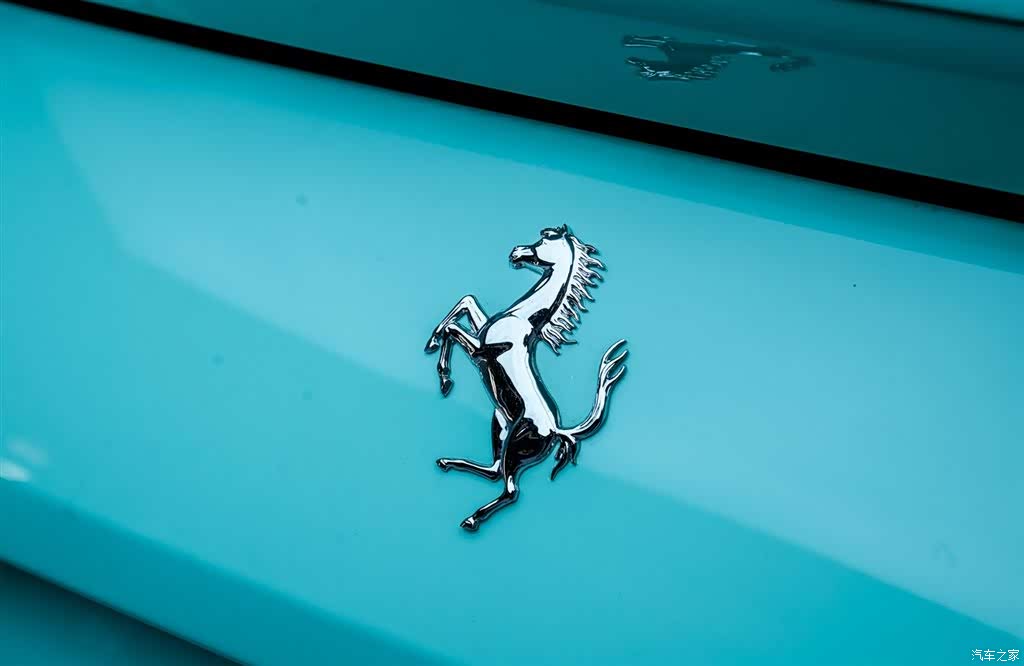 Ferrari 812, 2019 8