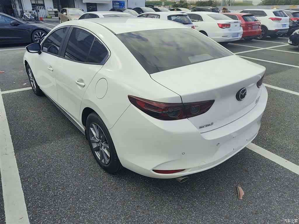 Mazda Mazda3, 2020 все фото