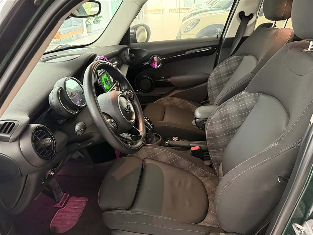 Mini Cooper, 2019 6