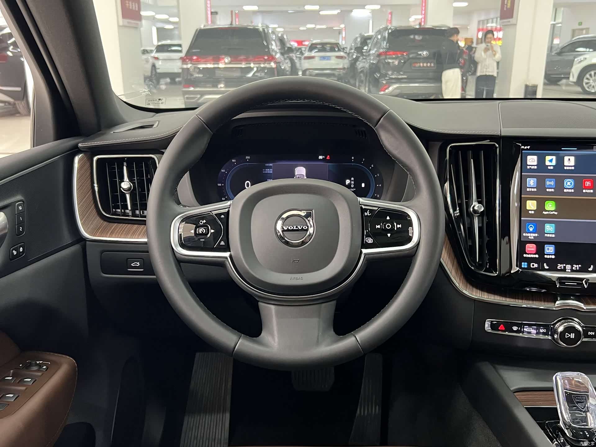 Volvo XC60, 2024 15