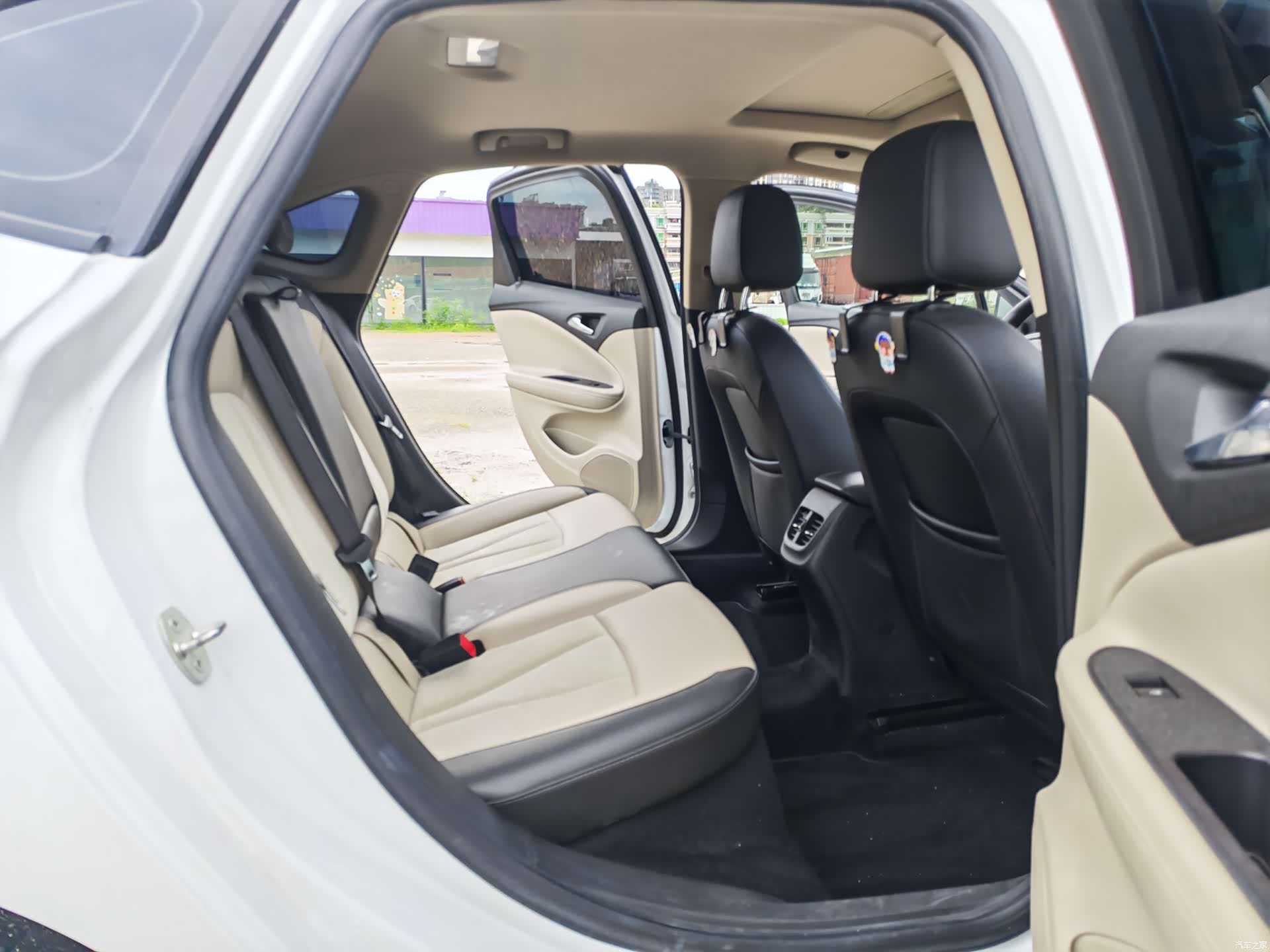 Buick Verano, 2019 9