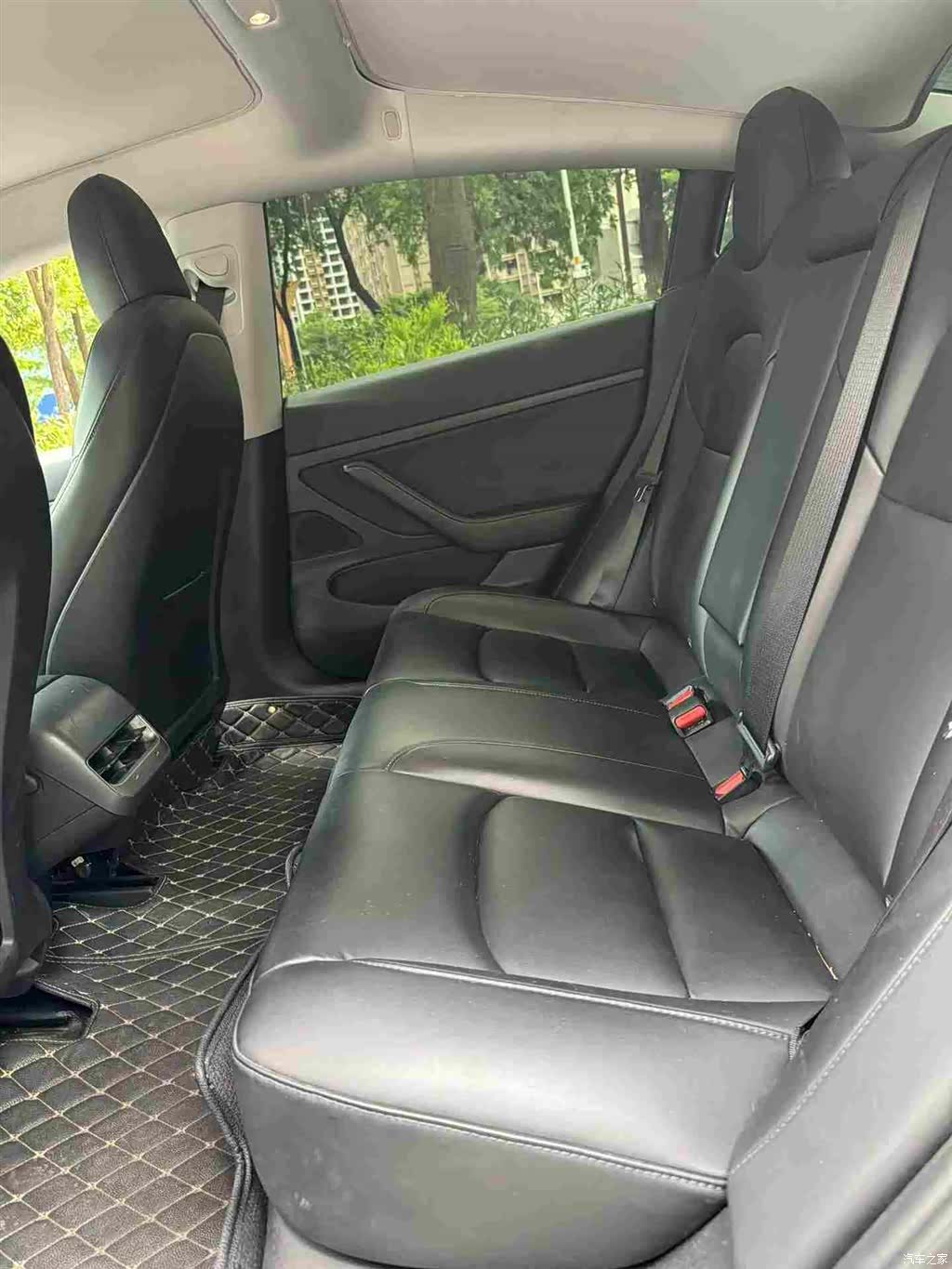 Tesla Model 3, 2020 10