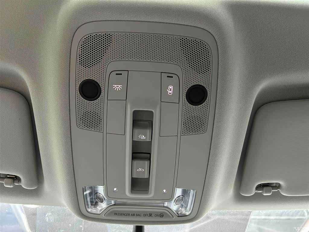 Audi Q3, 2023 8