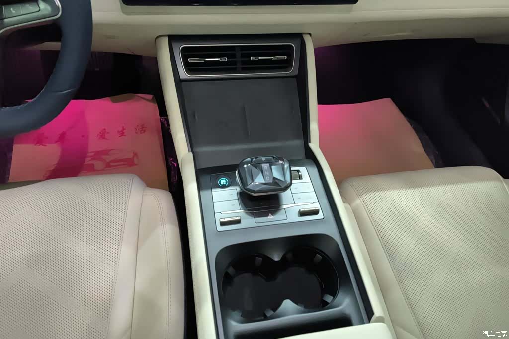 BYD Qin, 2024 16