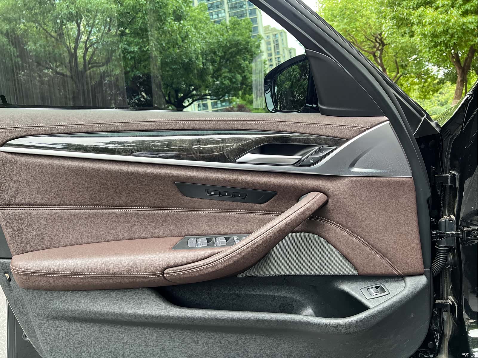 BMW 5 Series, 2024 15
