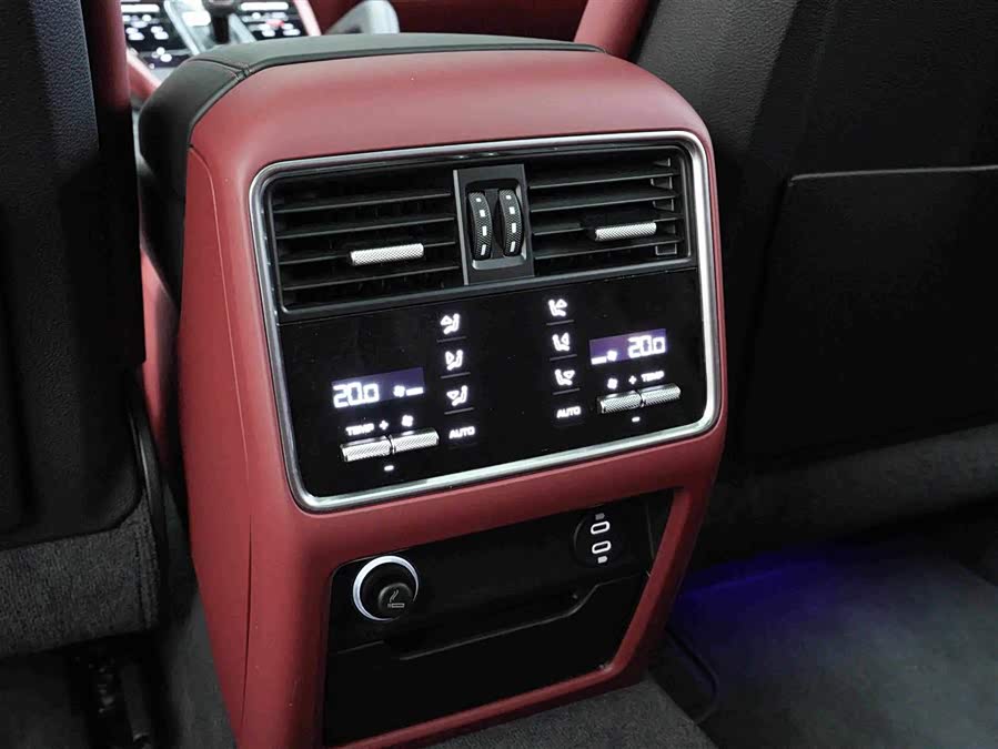 Porsche Cayenne 2022, фото 20