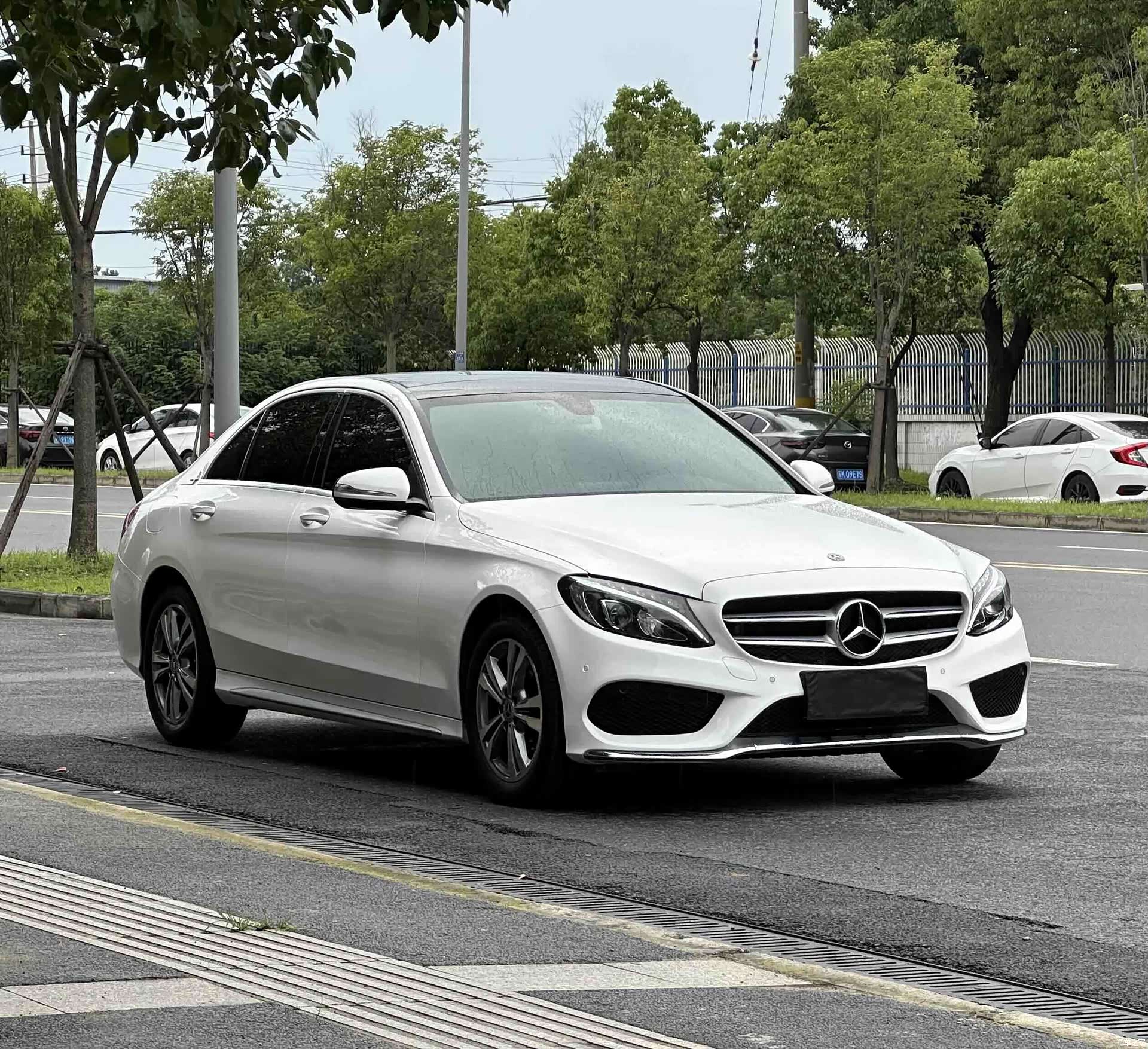Mercedes-Benz C-Class, 2017 3